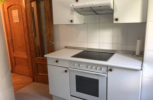 Sallent de Gallego Apartment | Spacious and comfortable apartment in a pedestrian plaza