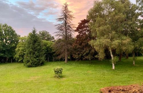 Vareilles House | Spacieuse maison dans un parc privée