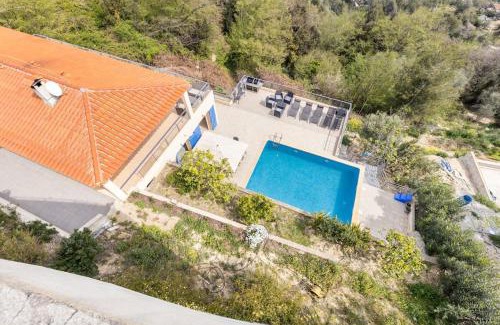 Nice Villa | Spacieuse Villa Niçoise au calme avec piscine