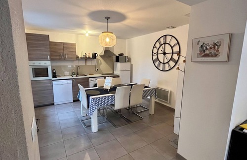 Maisse Apartment | Spacieux Appartement 2 Chambres en Plein Centre Ville de Maisse