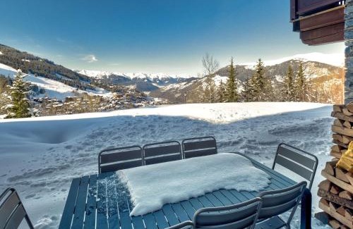 Courchevel Apartment | Spacieux appartement avec spa, 3 chambres, accès facile aux pistes à Courchevel Moriond - FR-1-563-143
