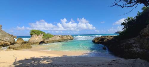 Anse-Bertrand House | Spacieux haut de villa proche plage