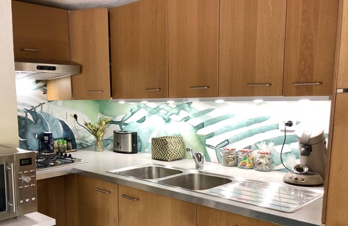 Barjols Apartment | Spacieux Logement Indépendant Dans Propriété Verdoyante