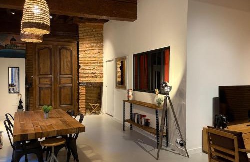 Carmes Apartment | Spacieux T3 Centre Ville Toulouse Esquirol Carmes