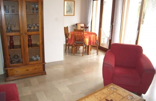Amelie-les-Bains-Palalda Apartment | Spacious 2-Bedroom Apartment with Terrace, Parking, and WiFi near Amélie-les-Bains Baths