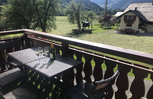 La Chapelle-d'Abondance Apartment | Spacious & stylish alpine apartment ideal for both summer and winter holidays