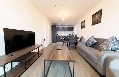 Liverpool City Centre Apartment | Spacious 1 Bed Apartment in Liverpool w Views