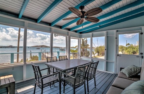 Great Guana Cay House | Spacious 1 Bed/1 Bath Home Overlooking the Harbour