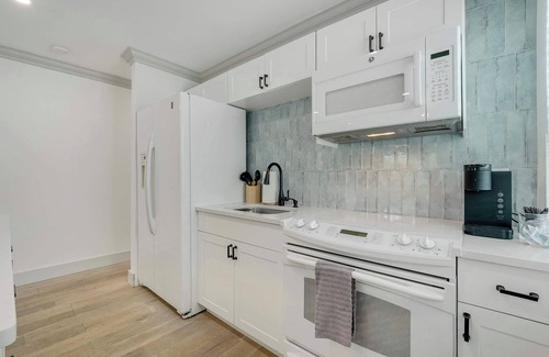 El Cid Apartment | Spacious 1 Bedroom - Downtown - Renovated