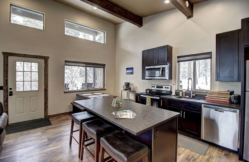 Columbia Falls Cabin | Spacious 1 Bedroom 1 Bathroom with Sofa Sleeper