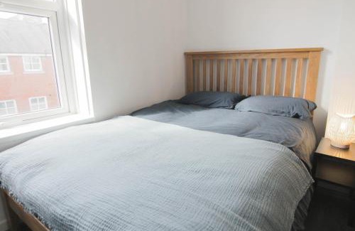 Leamington Spa Apartment | Spacious 1 Bedroom Central Flat