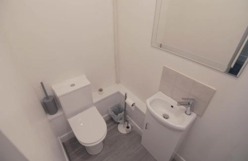 Leamington Spa Apartment | Spacious 1 Bedroom Central Flat