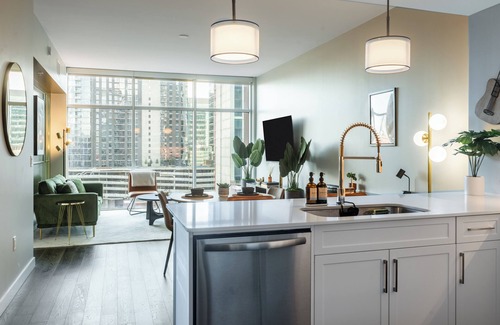 The Gulch Apartment | Spacious 1-Bedroom High-Rise In The Gulch. King Bed, Free Parking, Pet-Friendly.