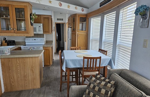 Kissimmee Resort | SPACIOUS 1 BEDROOM HOUSE IN DISNEY AREA 5 STAR RATED MILL CREEK RESORT 2752