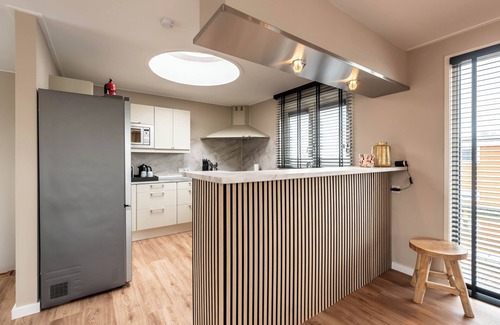 Municipality of Aalsmeer Boat Rental | Spacious 120m2 Watervilla With Sauna Near Amsterdam And Schiphol.