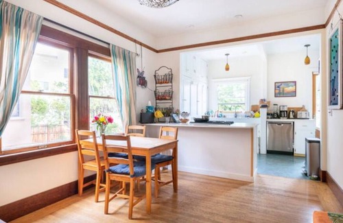 Adams Point House | Spacious 1908 House + Sky Deck + Hot Tub + Modern Tiny House, Near Lake