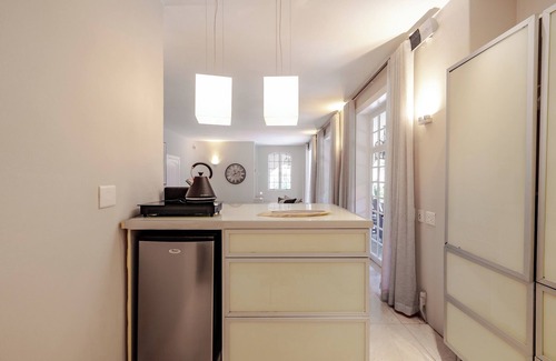 La Lucia Apartment | Spacious 1Bedroom Garden Retreat with Private Pool