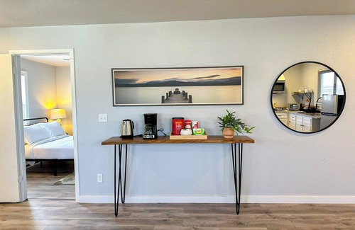Central Oklahoma City Apartment | Spacious 1BR | $1550/month #41B | Kitchenette + Queen Bed