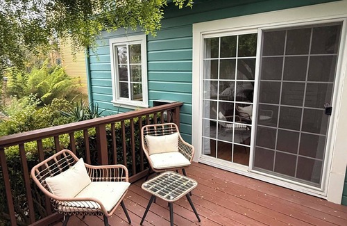 Buena Vista Cottage | Spacious 1BR/2BA Scenic Garden Home in Central SF with Private Entrance