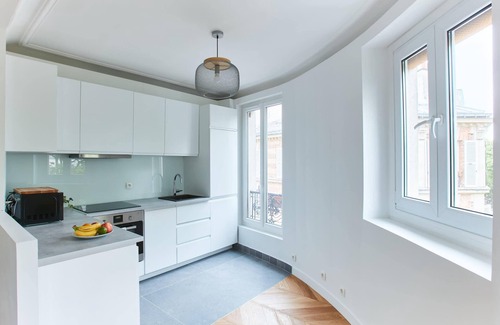 Epinettes Apartment | Spacious 1BR flat next to Montmartre