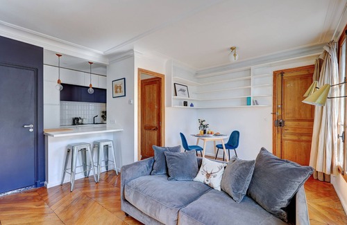 Archives Apartment | Spacious 1BR next to Places des Vosges - Marais