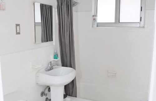 Douglas Apartment | Spacious 2/1 Coral Gables apt w/parking