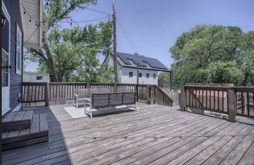 Travis Heights House | Spacious 2/2 Home Prime Location Mins to DT/SOCO & SXSW Top Spots
