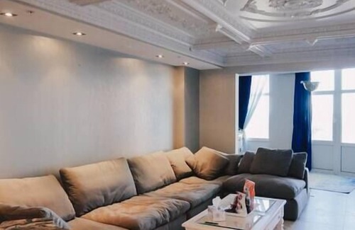 McLean Condo | SPACIOUS 2 BDRM 2 BATH CONDO | STUNNING CITY VIEW