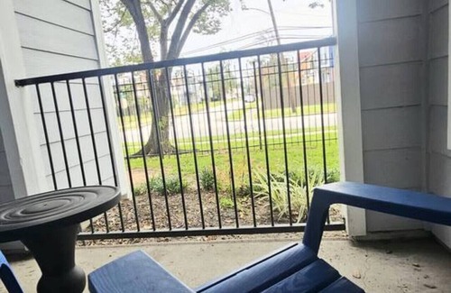 MacGregor Apartment | Spacious 2 Bed 2 Bath | 9 minutes from Downtown