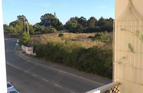 Portimao Apartment | SPACIOUS 2 BED & 2 BATH CLOSE TO FABULOUS BEACHES