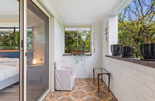 Brighton Apartment | Spacious 2-Bed Apartment Minutes From Elwood Beach