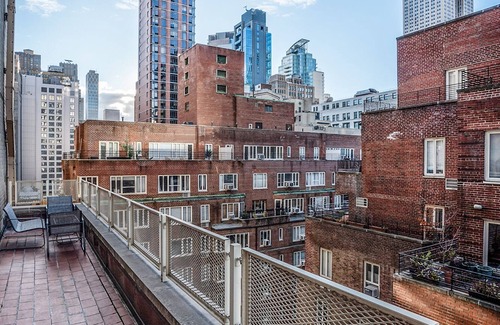 Midtown South Apartment | Spacious 2 Bed on Park Avenue w/Laundry & Gym#6179nn