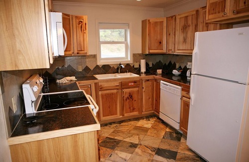 Estes Park Condo | Spacious 2 bedroom 2 bath condo with personal hot tub