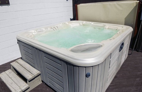 Estes Park Condo | Spacious 2 bedroom 2 bath condo with personal hot tub