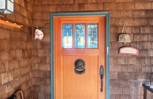 Inverness House | Spacious, 2-bedroom, 2-bathroom house with breathtaking view of Tomales Bay.