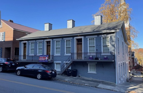 Maysville Apartment | Spacious 2 Bedroom Apartment in Downtown Entertainment District