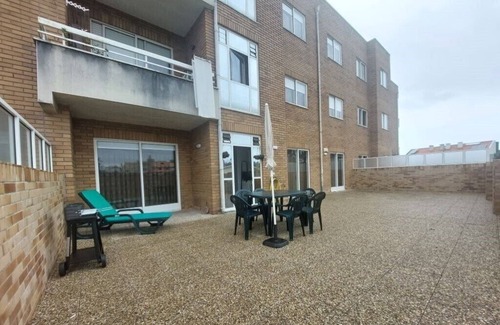 Madalena Apartment | Spacious 2-bedroom apartment near the sea in enjoyable Vila Nova De Gaia