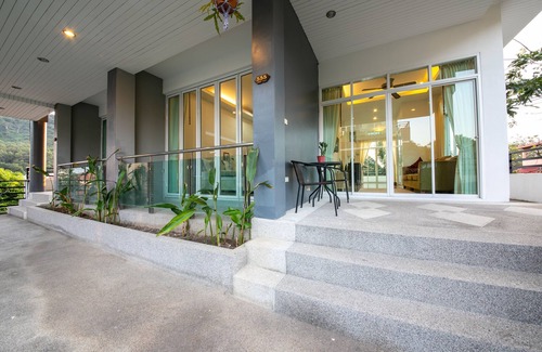 Kata Apartment | Spacious 2 Bedroom Apartment with Kitchen in Kata with Pool & Mountain View