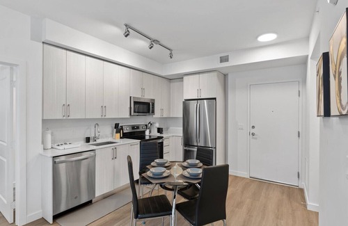 Allapattah Apartment | Spacious 2+bedroom apt in the prime location of Miami