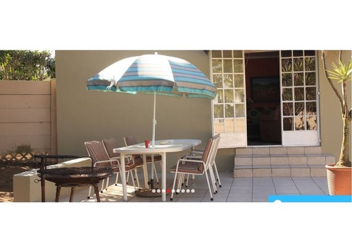 Greater Johannesburg Metropolitan Area House | Spacious, 2 bedroom fully furnished and serviced pet friendly cottage.