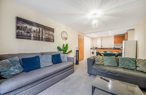 Bordesley Apartment | Spacious 2-Bedroom Flat in Birmingham – Ideal for Long-Term Stays