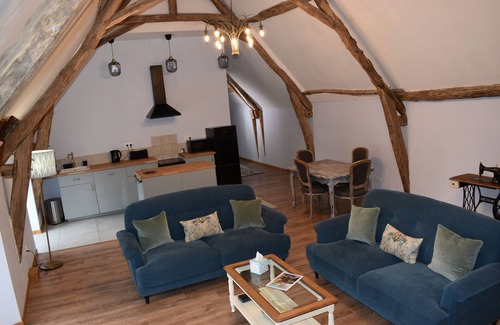 Marquay House | Spacious 2 bedroom gîte located in the Golden Triangle of the Perigord Noir