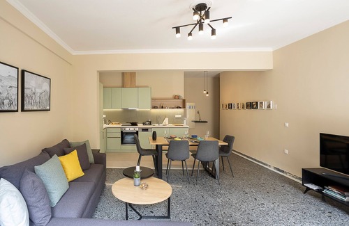 Petralona Apartment | Spacious 2-Bedroom Retreat in the Heart of Athens
