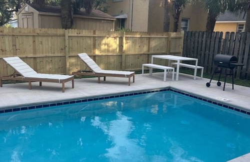 Myrtle Beach House | Spacious 2 bedroom just a 2 min walk to the beach!
