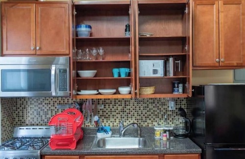 Sea Gate Apartment | Spacious 2 Bedroom with porch and backyard