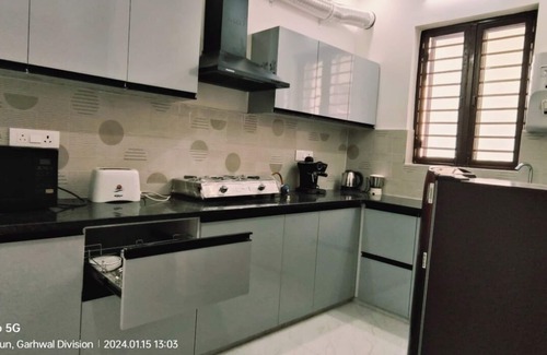 Bullawala Apartment | Spacious 2-bedroom x 2 units apartment in beautiful Dehradun with WiFi