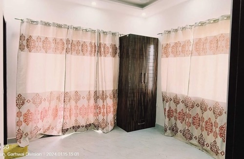 Bullawala Apartment | Spacious 2-bedroom x 2 units apartment in beautiful Dehradun with WiFi