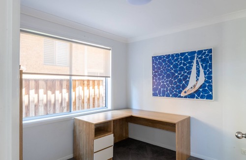 Warriewood House | Spacious 2 storey, 4 bedroom house in the heart of the Northern Beaches.