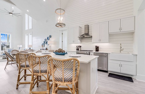 Cinnamon Shore Condo | Spacious, 2-Story Condo@Cinnamon Shore North w/Resort-Style Pools+Amenities