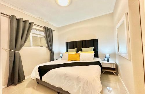 Umhlanga Ridge Apartment | Spacious 2 X King Bed Apartment In Umhlanga